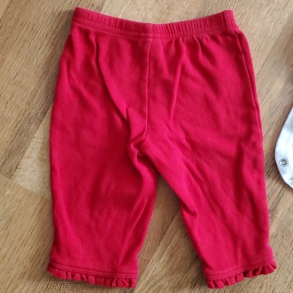 Carter's Girls 4 Piece Mix and Match Heart Outfit -Vest, onesie, Pants, Headband - Picture 10 of 14